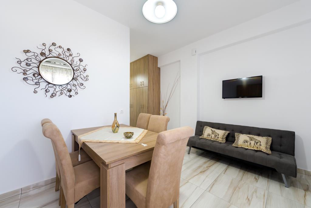 Sun View Villas Пиргос Экстерьер фото